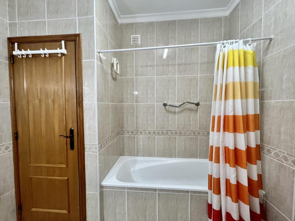 Quarteira Elegant With Pool By Homing Apartment ภายนอก รูปภาพ