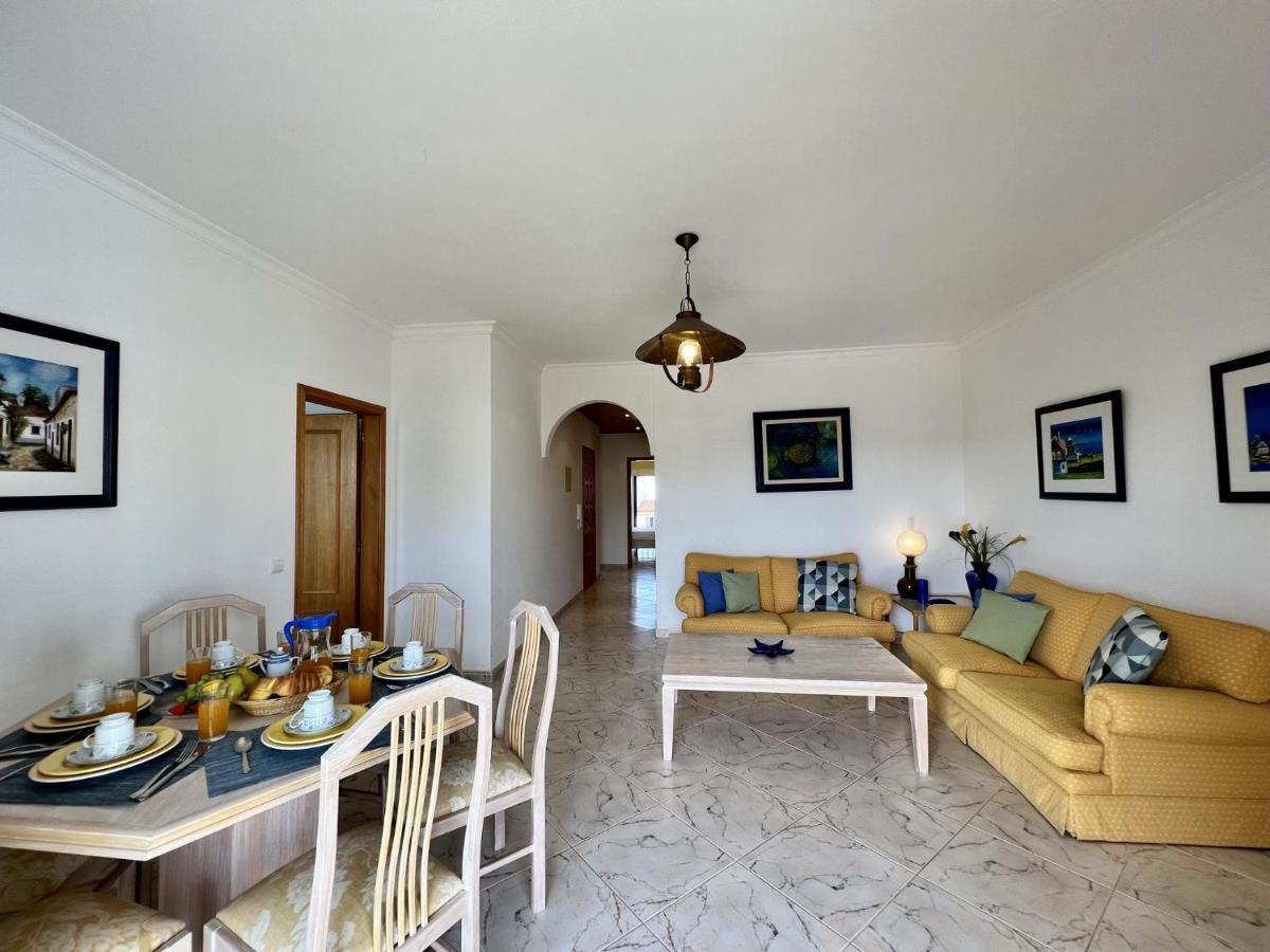 Quarteira Elegant With Pool By Homing Apartment ภายนอก รูปภาพ