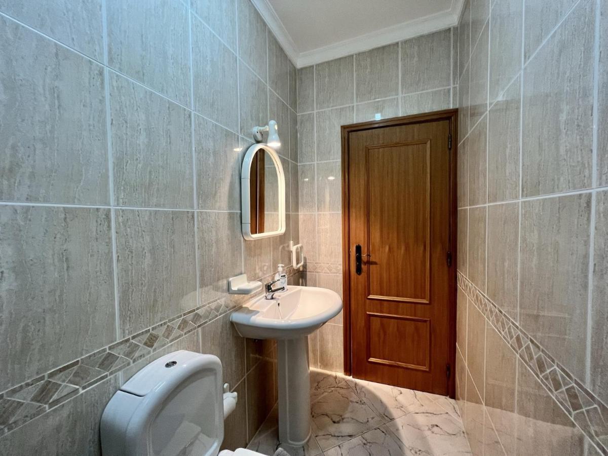 Quarteira Elegant With Pool By Homing Apartment ภายนอก รูปภาพ