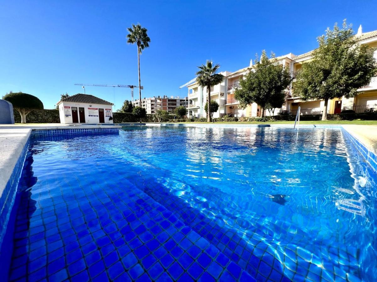 Quarteira Elegant With Pool By Homing Apartment ภายนอก รูปภาพ